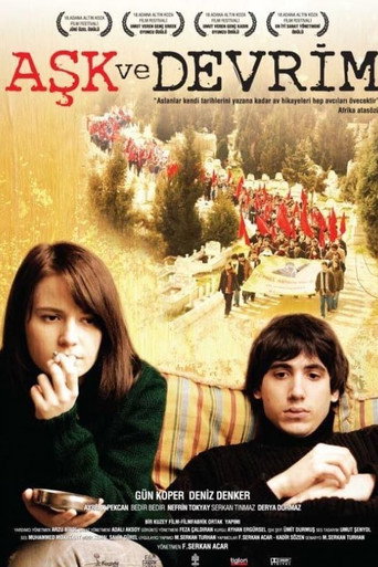 Постер фильма «Любовь и революция»
