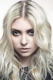 Photo of Taylor Momsen