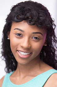 Photo of Laila Drew