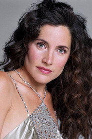 Photo of Rachel Shelley