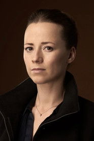 Photo of Karine Vanasse