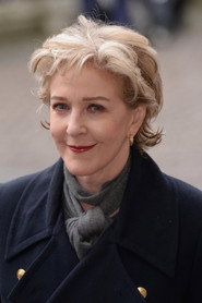 Photo of Patricia Hodge