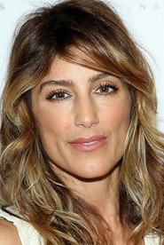 Photo of Jennifer Esposito