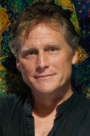 Photo of Leigh McCloskey