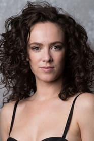 Фото: Amy Manson