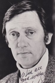 Photo of Richard Pasco