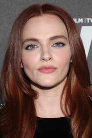 Photo of Madeline Brewer