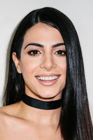 Photo of Emeraude Toubia
