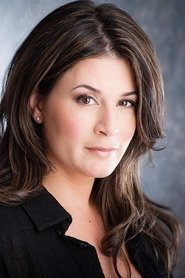 Photo of Nicole Oliver