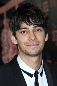 Фото: Devon Bostick