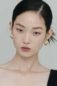 Photo of Shin Hyun-ji
