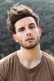 Photo of Nico Tortorella