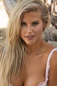 Фото: Brennah Black