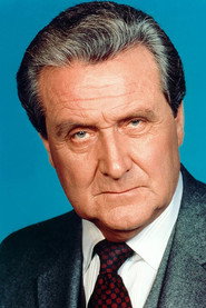 Photo of Patrick Macnee