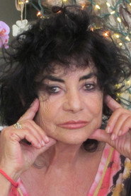 Photo of Helena Kallianiotes