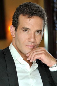 Photo of Aaron Lohr