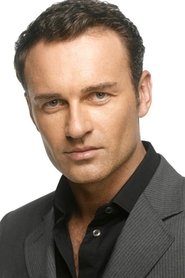 Photo of Julian McMahon