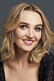 Photo of Chloe Fineman