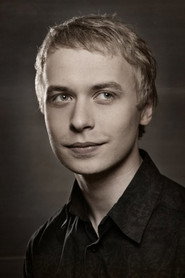 Photo of Roland Laos