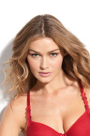 Photo of Sarah Mutch