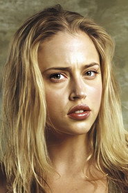 Photo of Estella Warren
