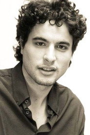 Photo of Rubén Arroyo