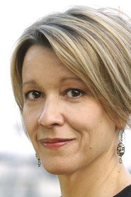 Photo of Linda Emond
