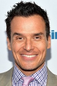 Photo of Antonio Sabàto Jr.
