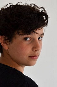 Photo of Lucas Bond