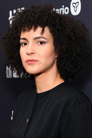 Photo of Leah Doz