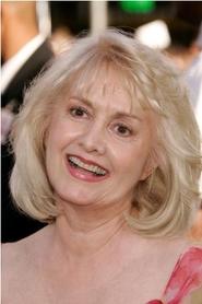 Photo of Elizabeth Sanders