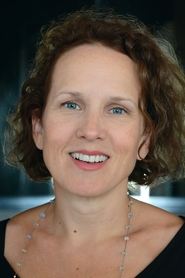 Photo of Jennifer Dundas