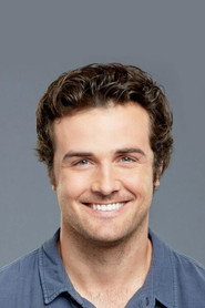 Фото: Beau Mirchoff