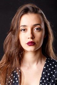 Photo of Claudia Caneda