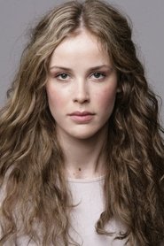 Photo of Carla Juri