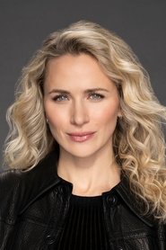 Photo of Shantel VanSanten