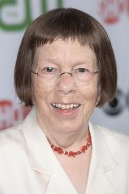 Photo of Linda Hunt