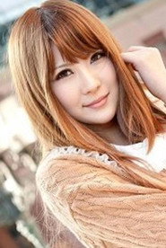 Фото: Nishina Momoka
