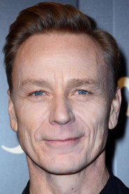 Photo of Ben Daniels