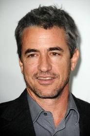 Photo of Dermot Mulroney