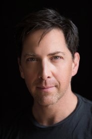 Photo of Dan Bucatinsky