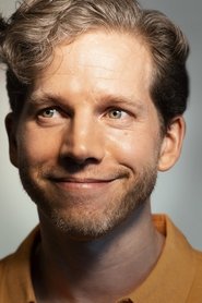 Фото: Stark Sands