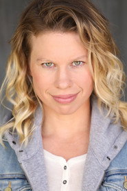 Photo of Hayley Holmes