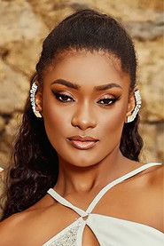 Photo of Erika Januza