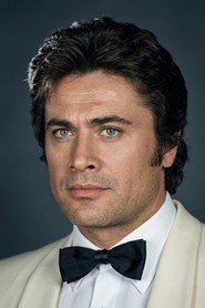 Photo of Cüneyt Arkın