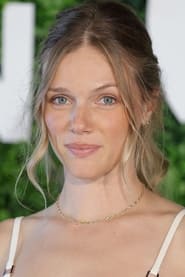 Фото: Tracy Spiridakos