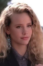 Photo of Amanda Peterson