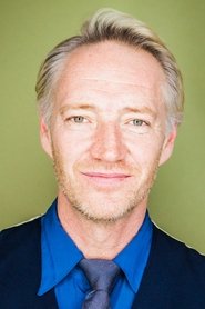 Photo of Phillip MacKenzie