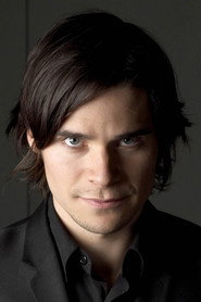 Photo of Hans Matheson