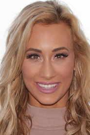 Photo of Leah Van Dale